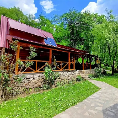 Lodge Wildas Cabins, Tara River Canyon